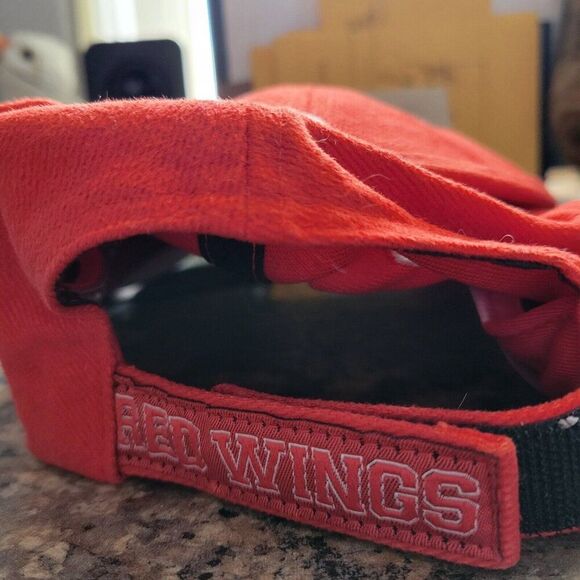Vintage RARE Detroit Red Wings Hockey Hat Cap Patch Twins Ent. Official 1926 EUC - Picture 6 of 11